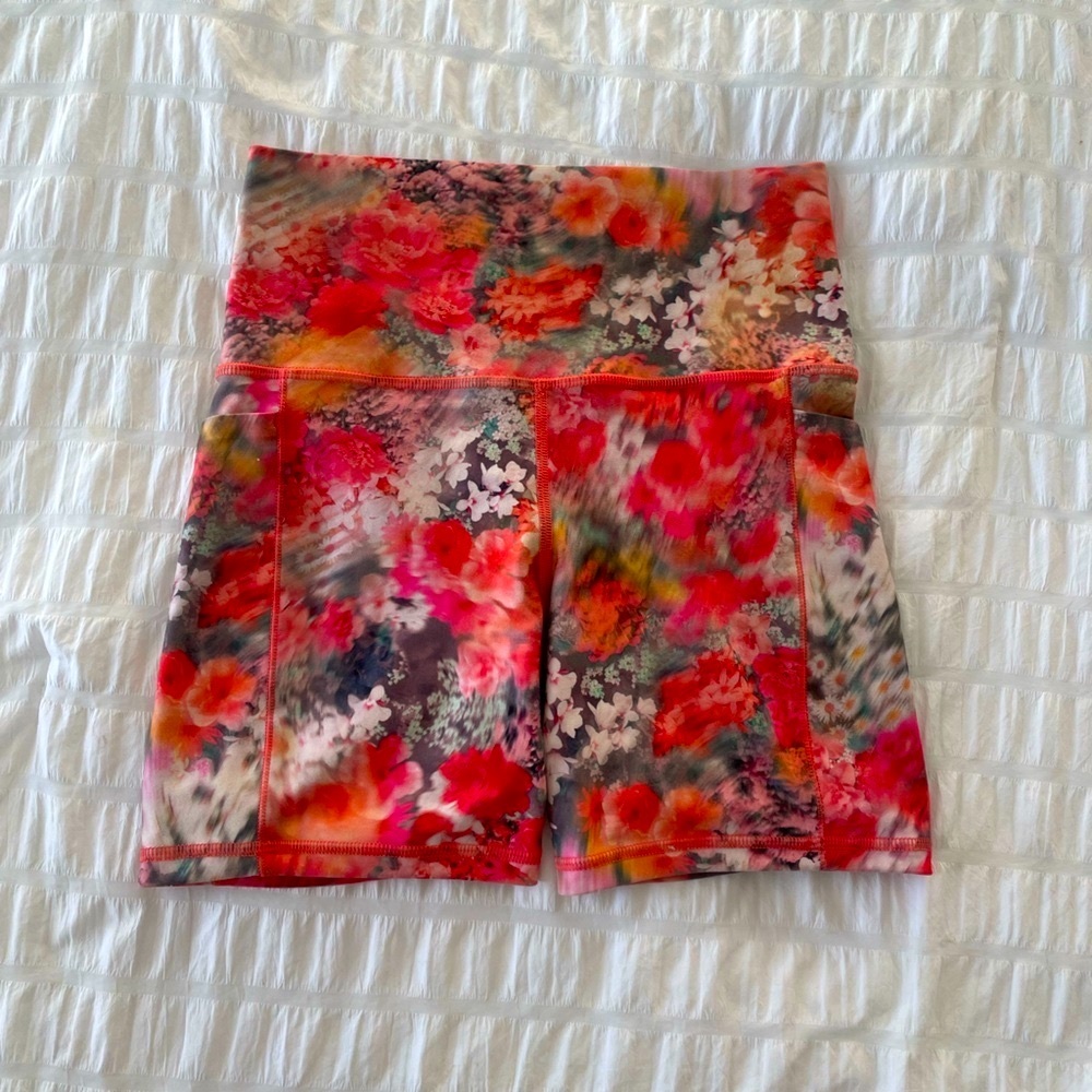 Floral Athleta shorts XS